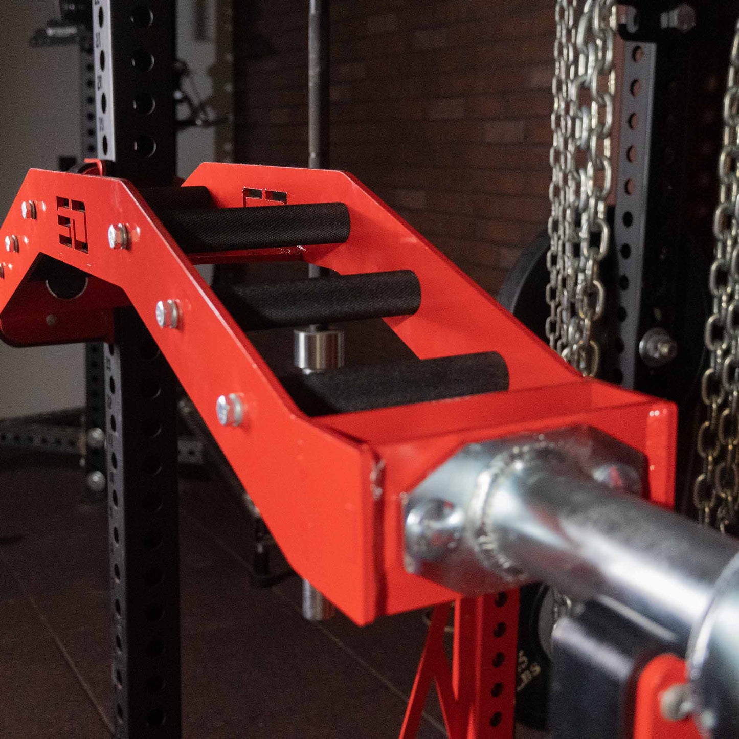 Multi-Grip Cambered Bar